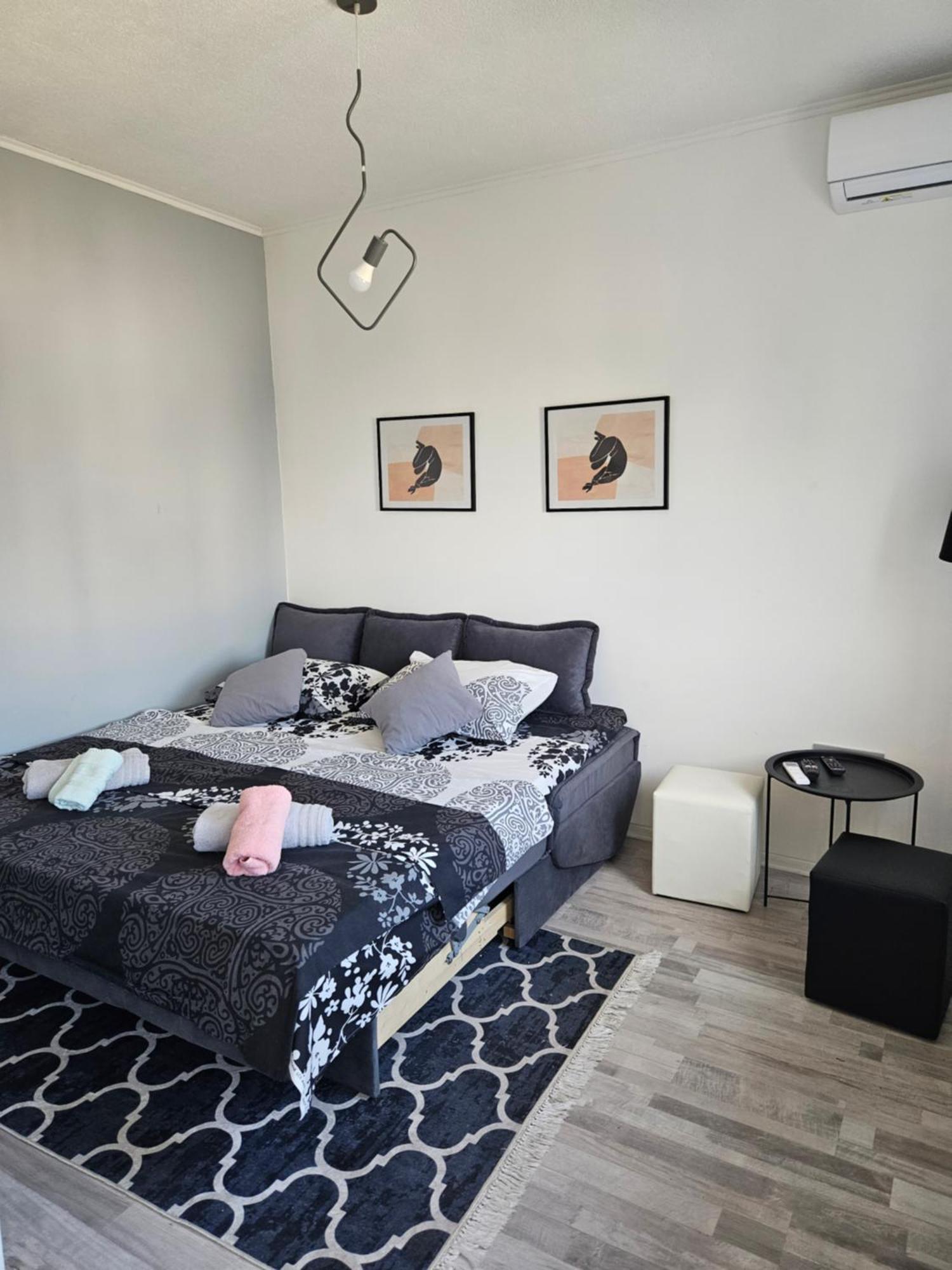 Apartman Daniela ซาราเยโว ภายนอก รูปภาพ